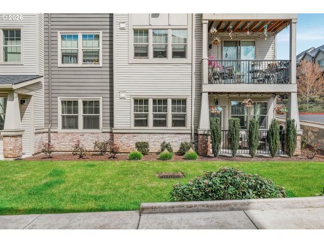 17126 Sw SNOWDALE St 102, Beaverton, OR 97007