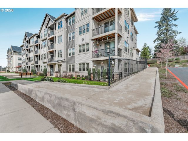 17126 Sw SNOWDALE St 102, Beaverton, OR 97007