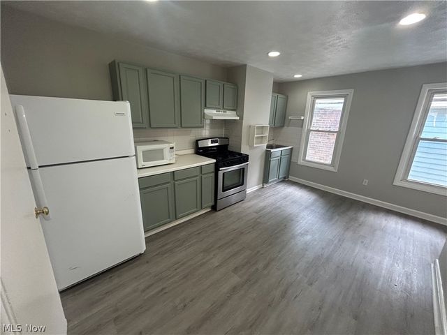 1955 E 120th Street 3, Cleveland, OH 44106