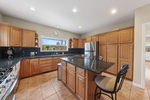 2357 Sunny Vista, San Jose, CA 95128