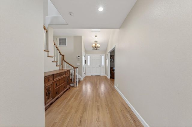 2357 Sunny Vista, San Jose, CA 95128