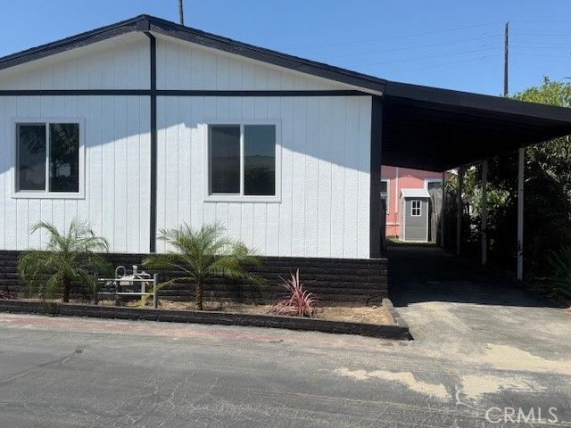 215 S Sullivan Lane 220, Santa Ana, CA 92704