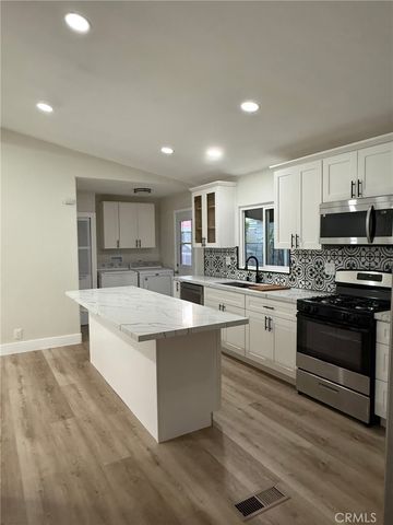 215 S Sullivan Lane 220, Santa Ana, CA 92704