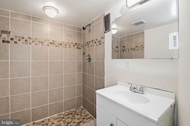 1347 CAMBRIA ST, Baltimore, MD 21225