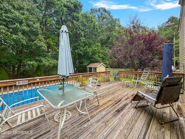 17 Feathertree Court, Howell, NJ 07731