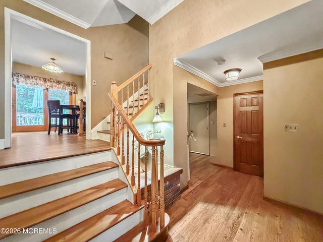 17 Feathertree Court, Howell, NJ 07731