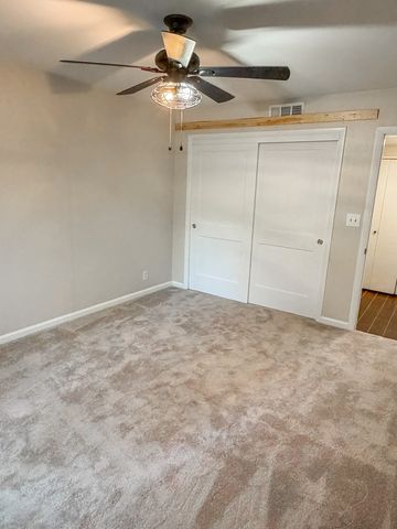 21 Vaughns Gap Rd Apt 12, Nashville, TN 37205