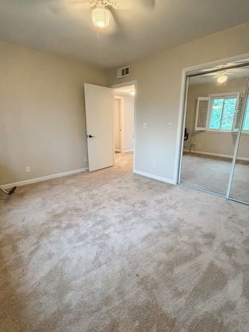 21 Vaughns Gap Rd Apt 12, Nashville, TN 37205