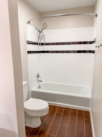 21 Vaughns Gap Rd Apt 12, Nashville, TN 37205