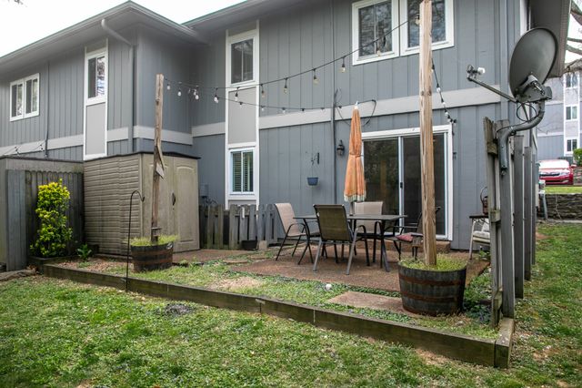 21 Vaughns Gap Rd Apt 12, Nashville, TN 37205