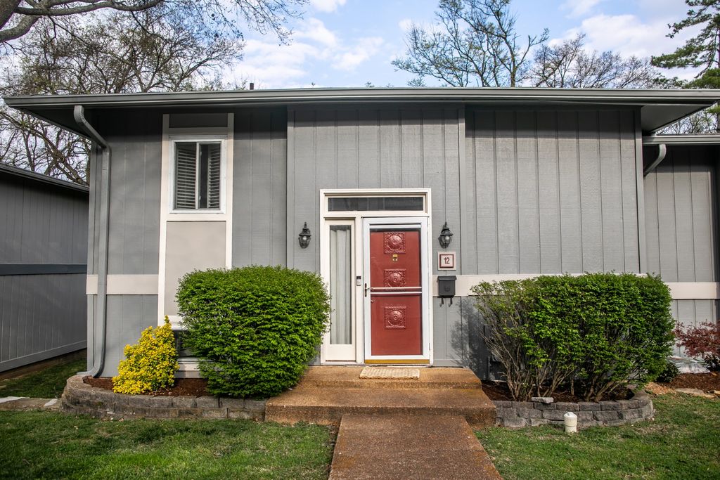 21 Vaughns Gap Rd Apt 12, Nashville, TN 37205