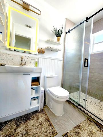 3546 Betty Ann Court E, West Palm Beach, FL 33403