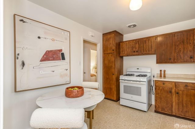 497 Dellbrook Avenue, San Francisco, CA 94131