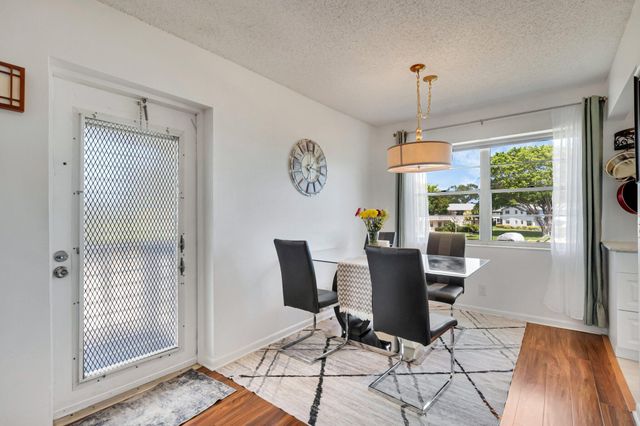 376 Markham Q, Deerfield Beach, FL 33442