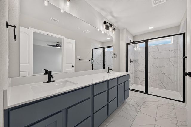 8033 Scanlan Trail, Sienna Plantation, TX 77459