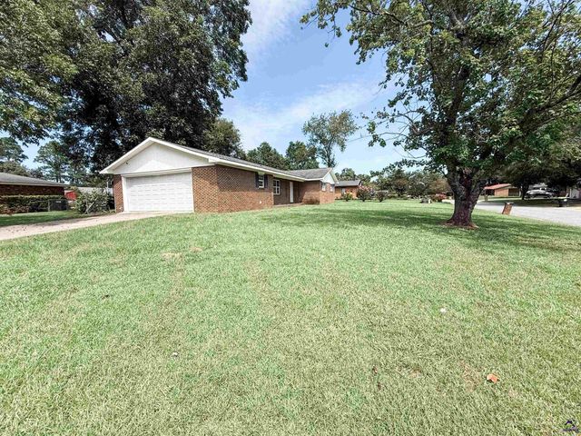 128 Barnesdale Dr, Warner Robins, GA 31093