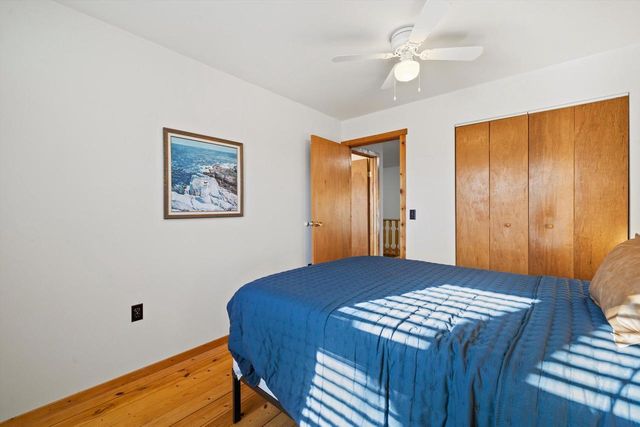 9225 400th AVENUE, Genoa City, WI 53128