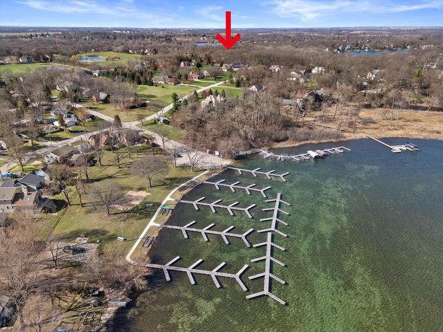 9225 400th AVENUE, Genoa City, WI 53128