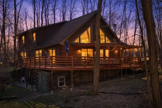 9225 400th AVENUE, Genoa City, WI 53128