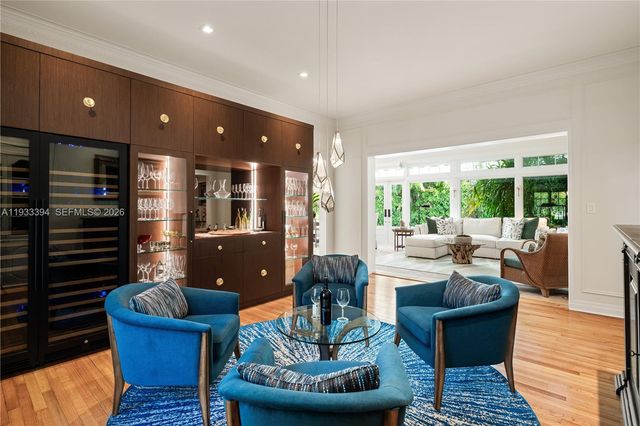 4871 SW 74th Ter, Miami, FL 33143