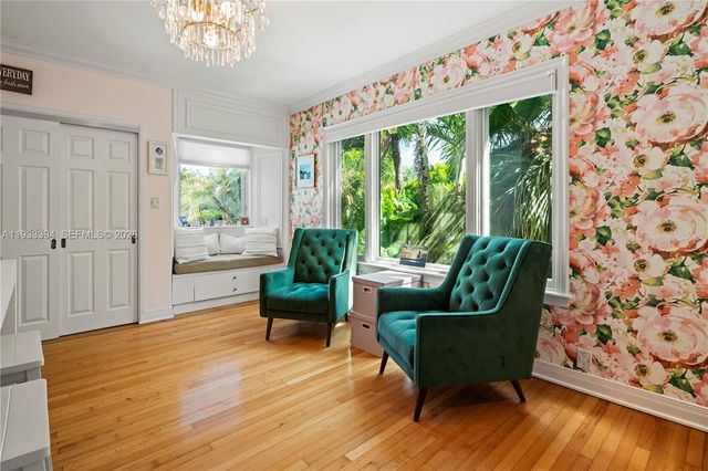 4871 SW 74th Ter, Miami, FL 33143