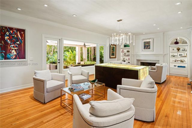 4871 SW 74th Ter, Miami, FL 33143