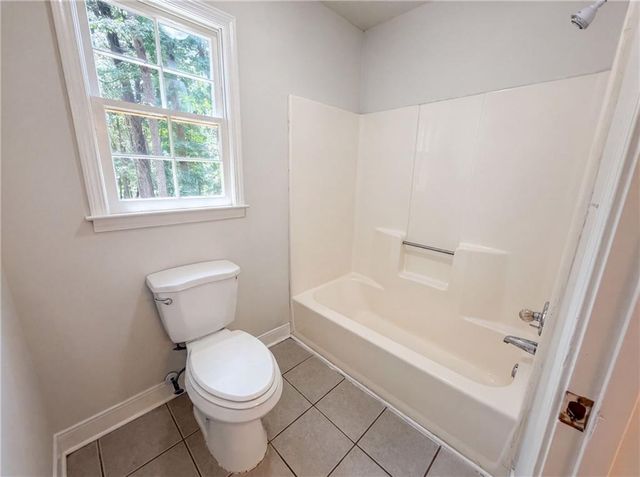 4379 Inns Brook Drive, Snellville, GA 30039