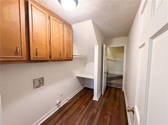 4379 Inns Brook Drive, Snellville, GA 30039