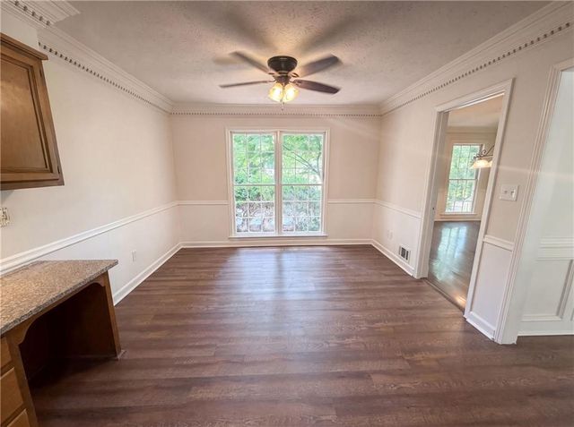 4379 Inns Brook Drive, Snellville, GA 30039
