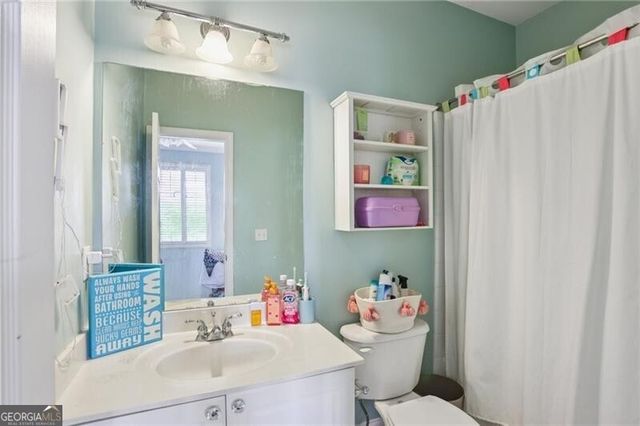 250 Mclaren Gates Drive, Marietta, GA 30060