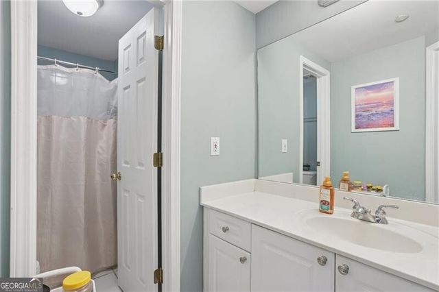 250 Mclaren Gates Drive, Marietta, GA 30060