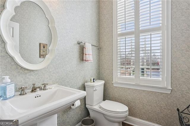 250 Mclaren Gates Drive, Marietta, GA 30060