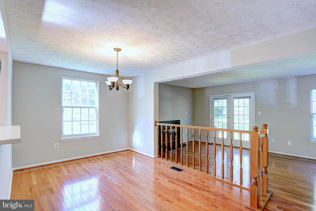 8315 SILVER TRUMPET DR, Columbia, MD 21045