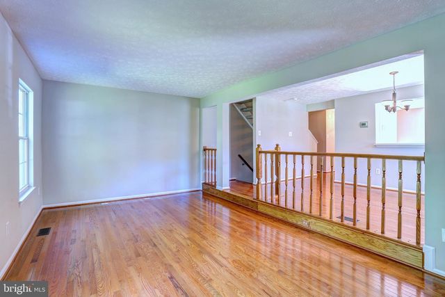 8315 SILVER TRUMPET DR, Columbia, MD 21045