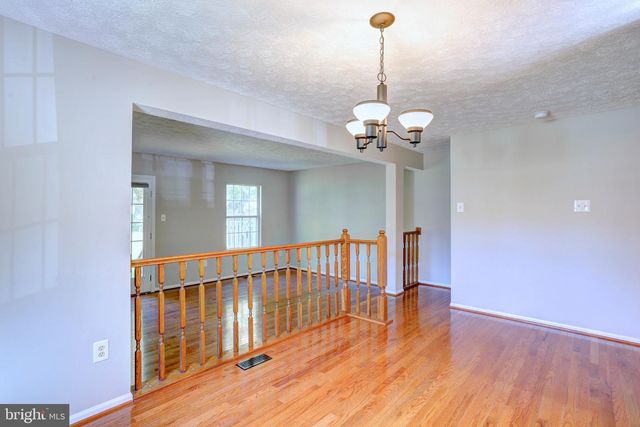 8315 SILVER TRUMPET DR, Columbia, MD 21045