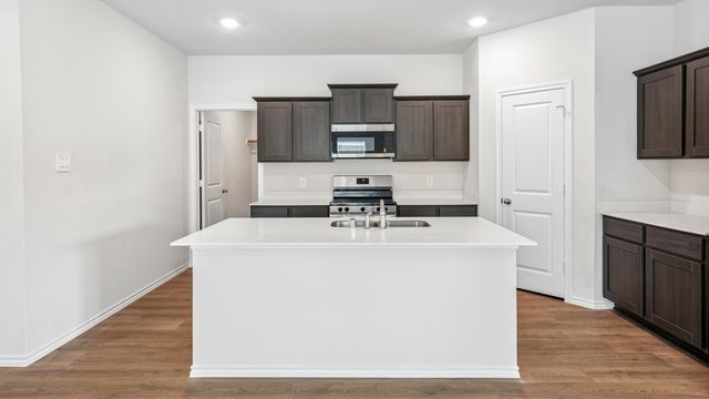 521 Wild Rose Way, Princeton, TX 75407