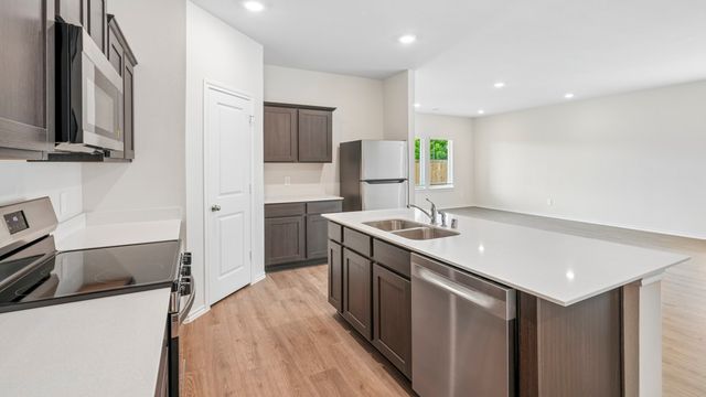 521 Wild Rose Way, Princeton, TX 75407