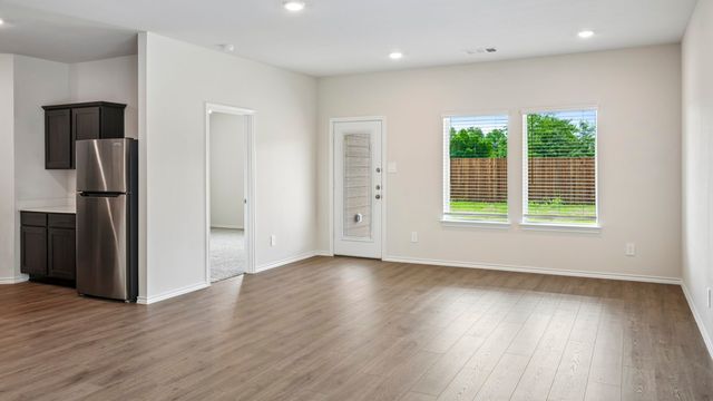 521 Wild Rose Way, Princeton, TX 75407