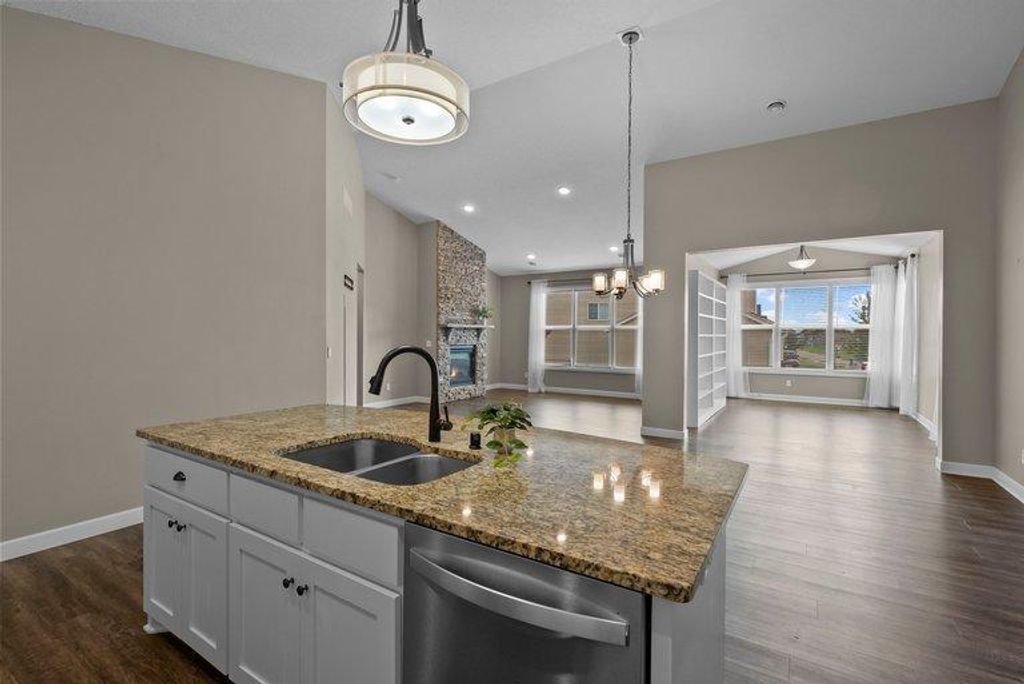 6102 Quenroe Avenue NE, Otsego, MN 55330 — exterior