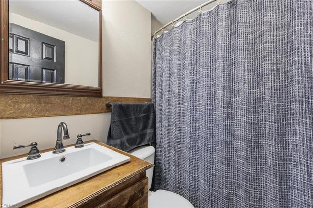 100 Columbus AVE, Chesapeake, VA 23321