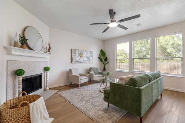 7812 Tanbark Lane, Arlington, TX 76001
