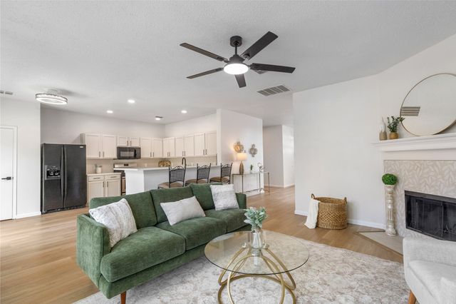 7812 Tanbark Lane, Arlington, TX 76001