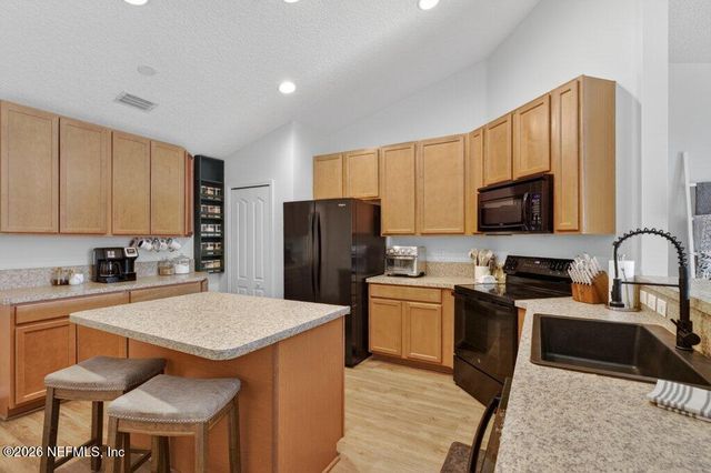 3706 SUMMIT OAKS Drive, Green Cove Springs, FL 32043