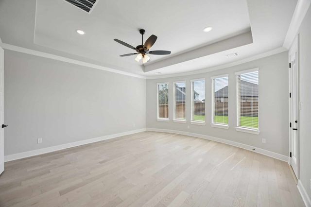 100 Bristol Lane, Azle, TX 76020
