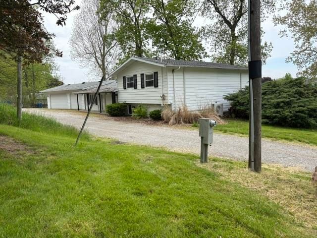 6610 S State Road 1, Hamilton, IN 46742