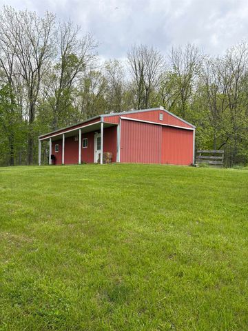 6610 S State Road 1, Hamilton, IN 46742