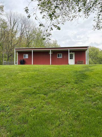 6610 S State Road 1, Hamilton, IN 46742