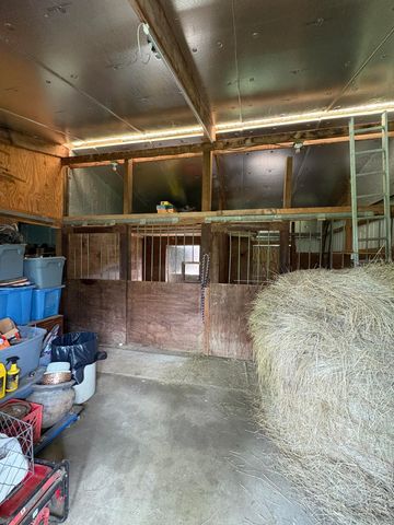6610 S State Road 1, Hamilton, IN 46742