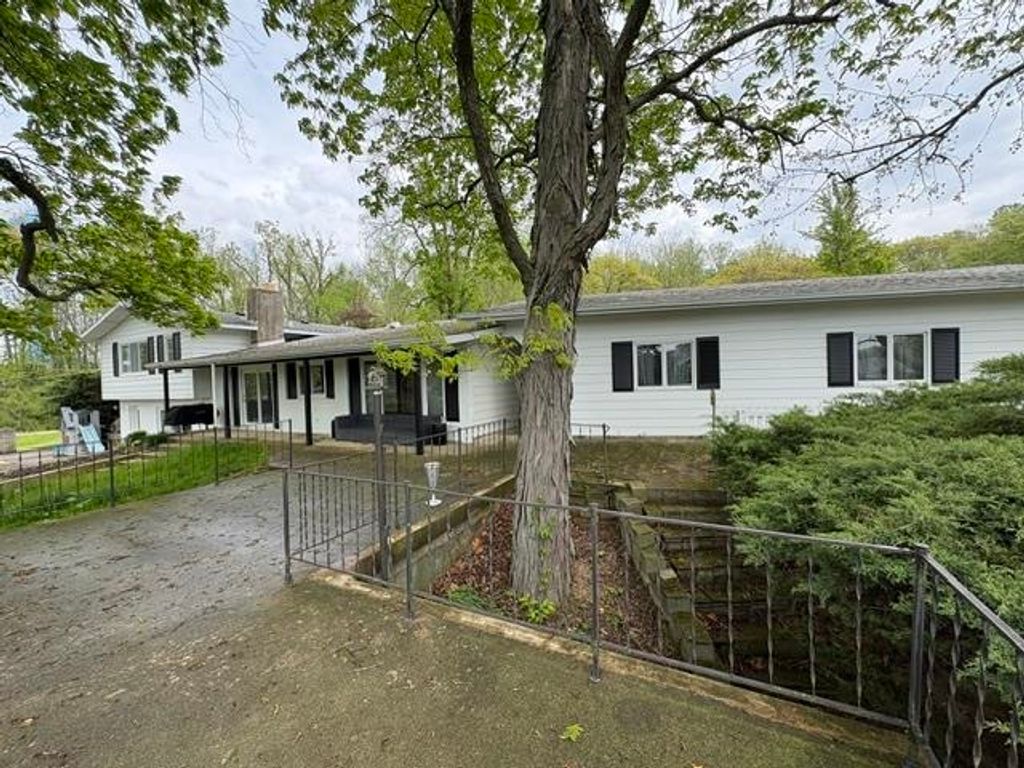 6610 S State Road 1, Hamilton, IN 46742