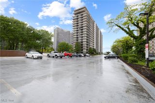 12550 Lake Avenue 1501-1507, Lakewood, OH 44107